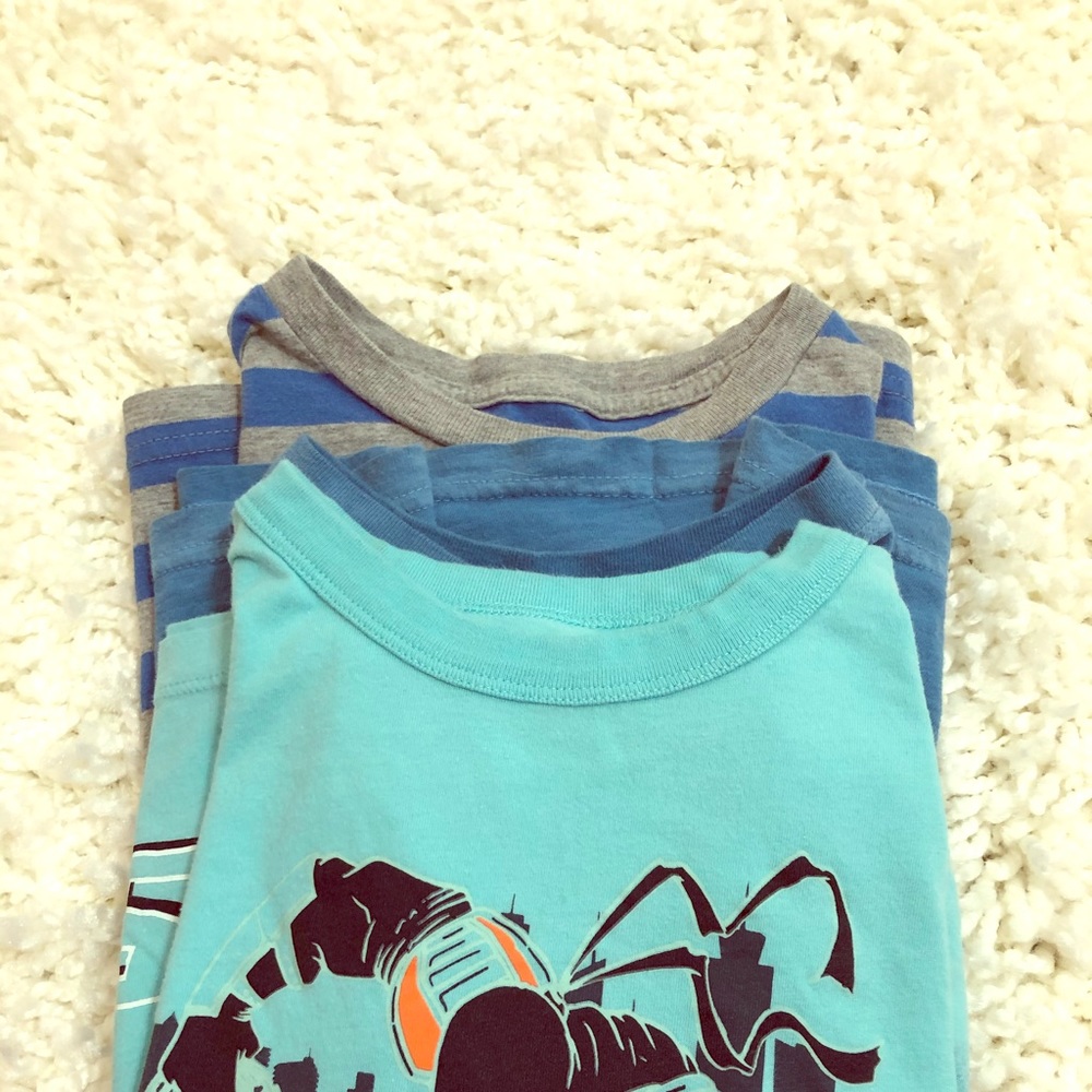 Bundle of boy’s sized small blue t-shirts!